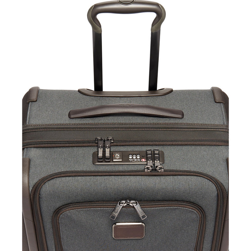 Tumi Alpha 3 Short Trip Expandable Spinner // Black