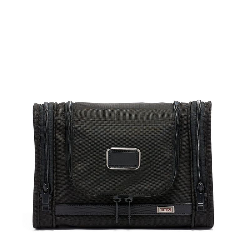 Alpha 3 Hanging Travel Kit – pertuttistore
