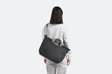 System Messenger Bag 16 Liters 16" Laptop