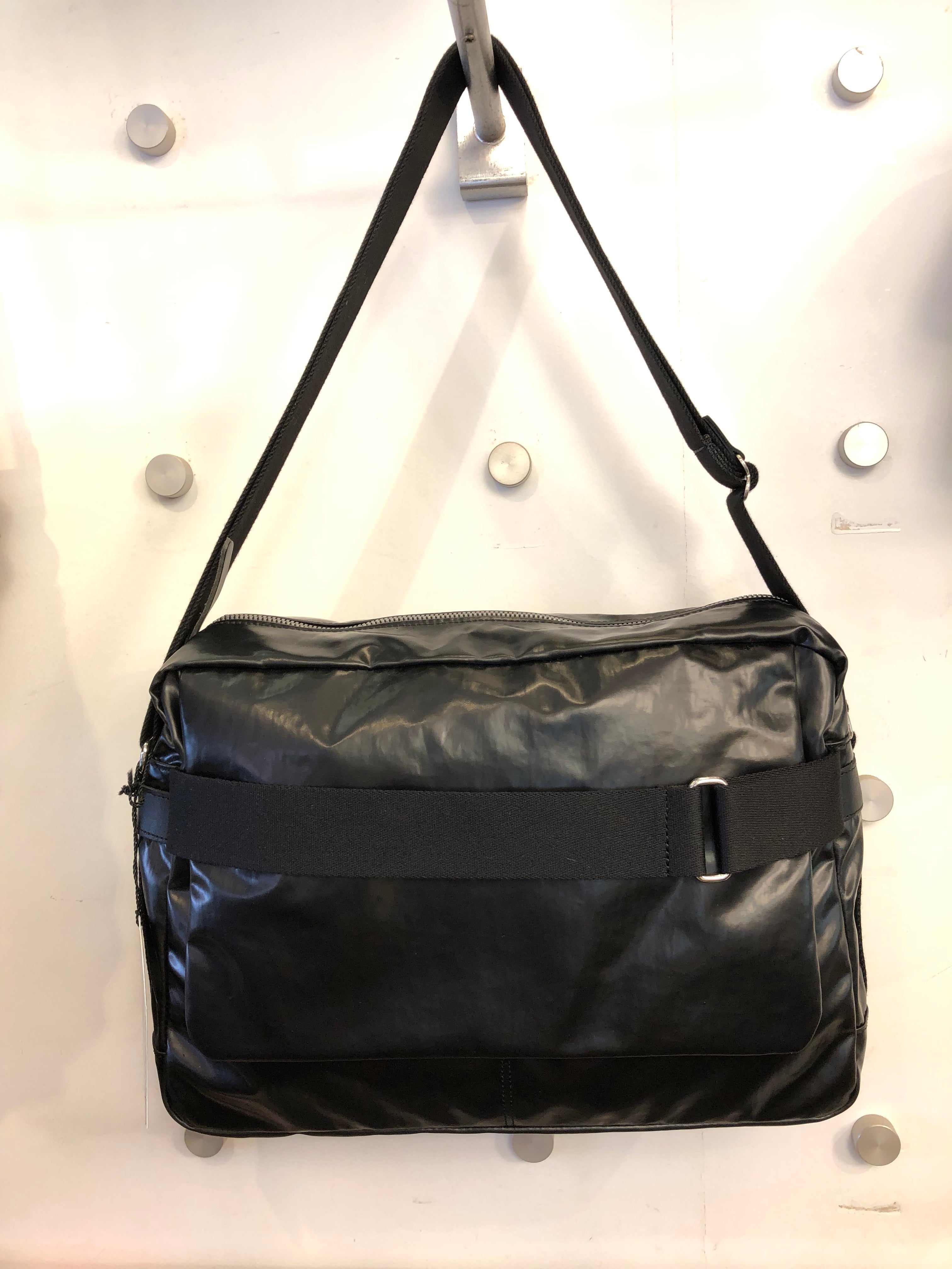 Rome Lg Escape Shoulder Bag – pertuttistore